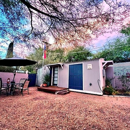 Cute Peaceful Tiny House Getaway W Backyard - Low Summer Rates! Тусон Экстерьер фото